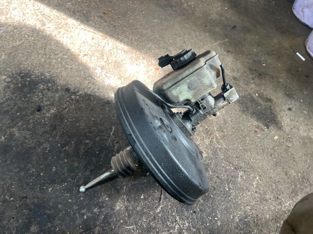 bontott VW CADDY Fékrásegítő