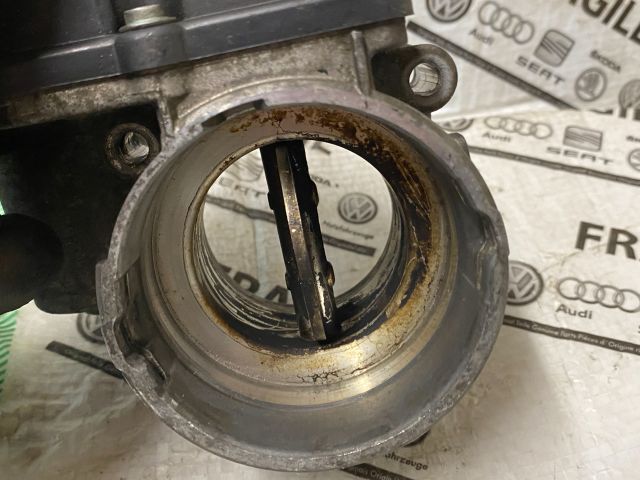 bontott VW CADDY Fojtószelep (Elektromos)