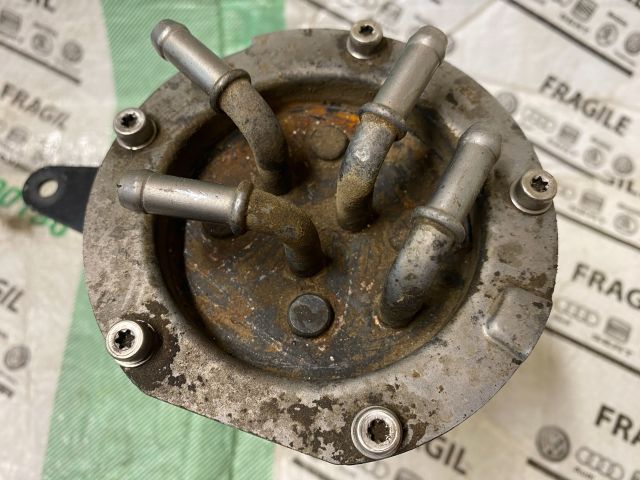 bontott VW CADDY Gázolajszűrő Ház