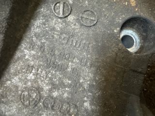 bontott VW CADDY Generátor Tartó Bak