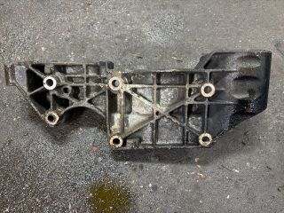 bontott VW CADDY Generátor Tartó Bak