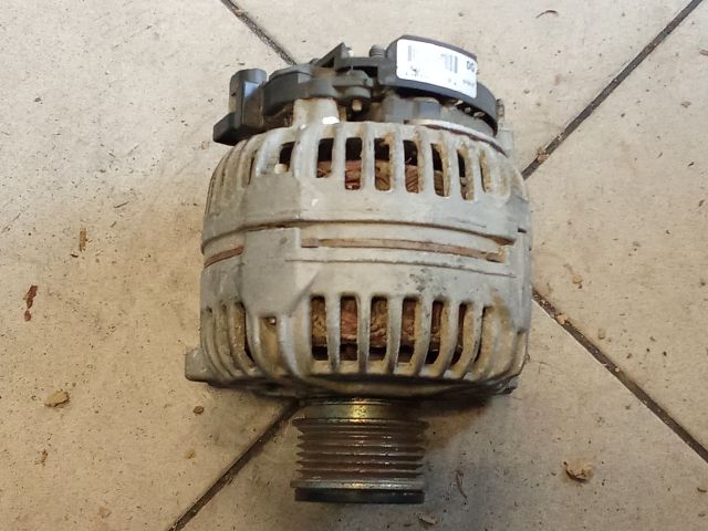 bontott VW CADDY Generátor