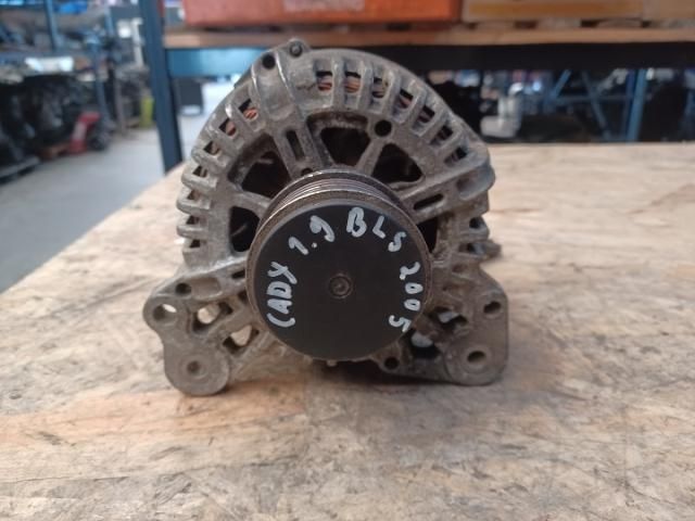 bontott VW CADDY Generátor