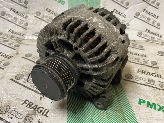 bontott VW CADDY Generátor