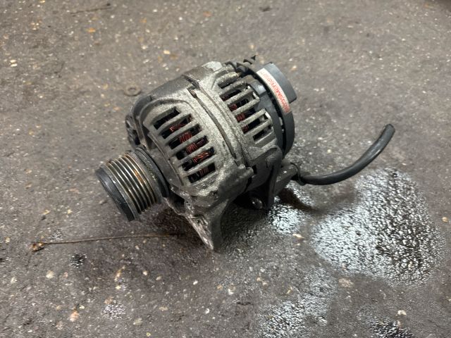 bontott VW CADDY Generátor