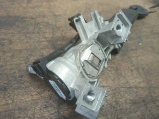 bontott VW CADDY Gyújtáskapcsoló Házzal