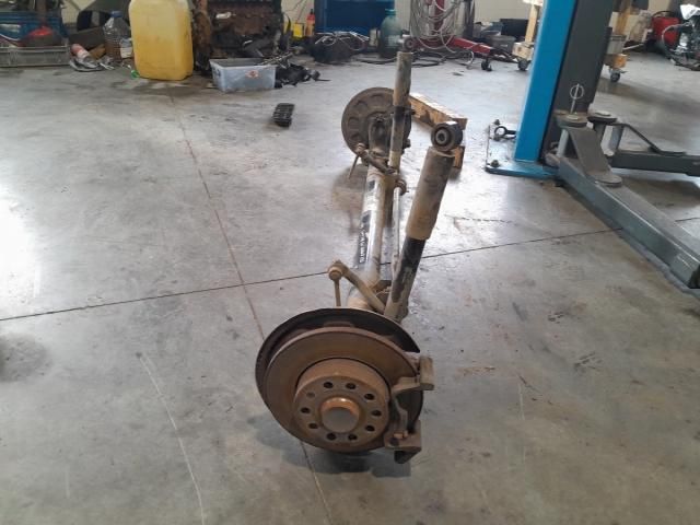 bontott VW CADDY Hátsó Bölcső