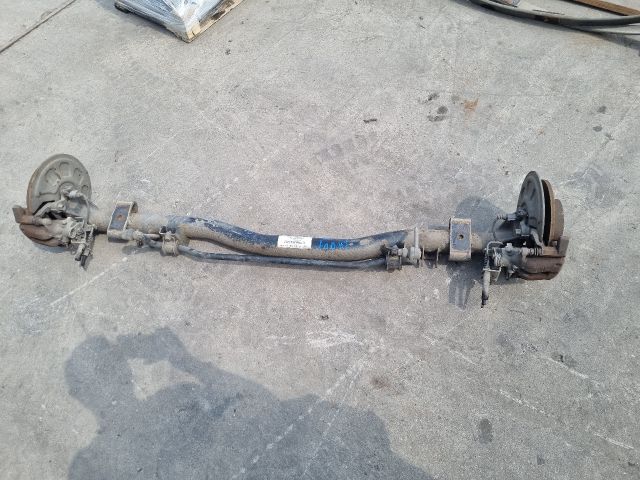 bontott VW CADDY Hátsó Híd (Tárcsafékes)