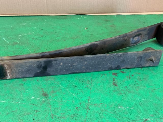 bontott VW CADDY Hátsó Rugó