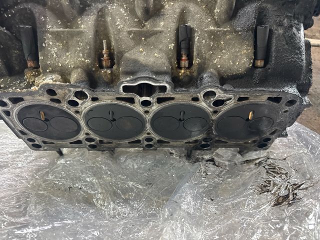 bontott VW CADDY Hengerfej