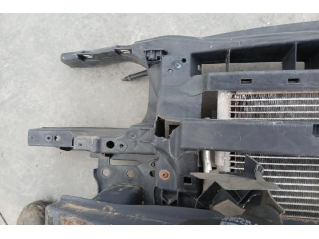 bontott VW CADDY Homlokfal (Üres lemez)