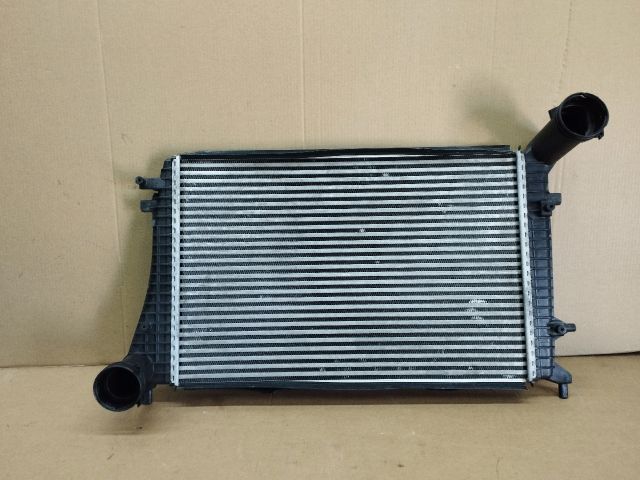 bontott VW CADDY Intercooler