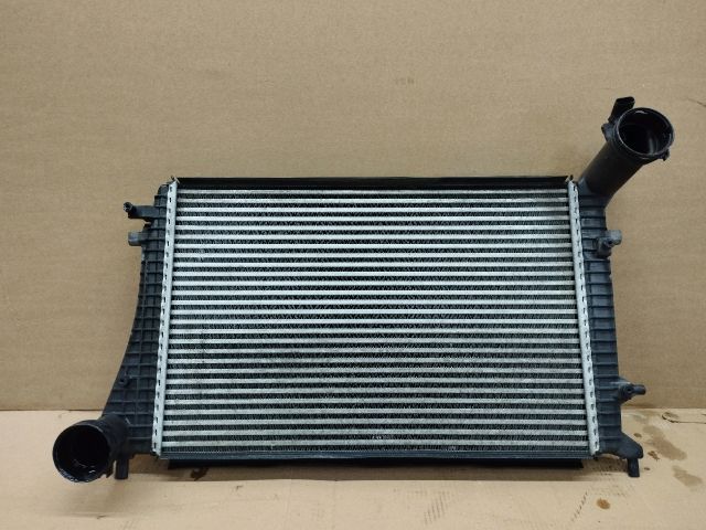 bontott VW CADDY Intercooler