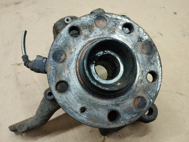 bontott VW CADDY Jobb első Csonkállvány Kerékaggyal