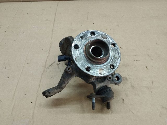 bontott VW CADDY Jobb első Csonkállvány Kerékaggyal