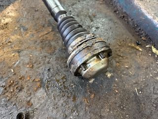 bontott VW CADDY Jobb Féltengely