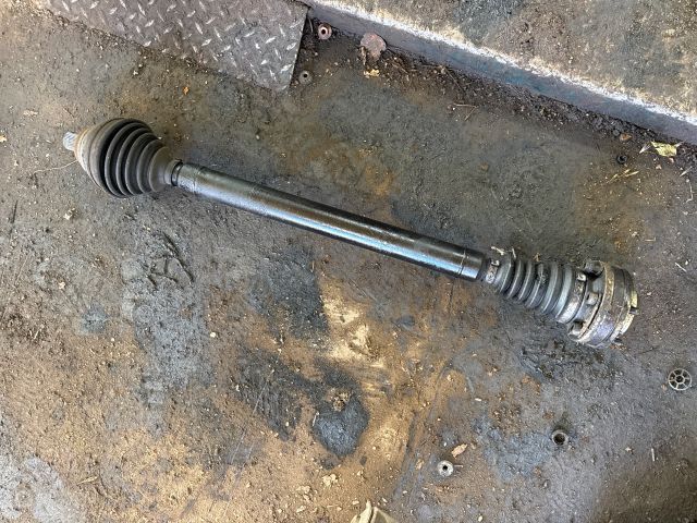 bontott VW CADDY Jobb Féltengely