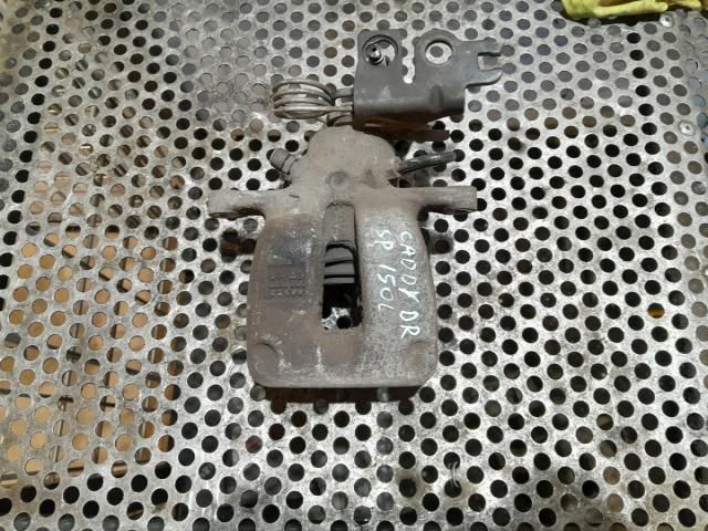 bontott VW CADDY Jobb hátsó Féknyereg Munkahengerrel