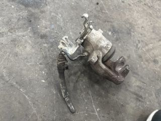 bontott VW CADDY Jobb hátsó Féknyereg Munkahengerrel