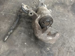 bontott VW CADDY Jobb hátsó Féknyereg Munkahengerrel