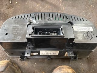 bontott VW CADDY Kilométeróra