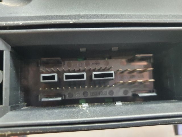 bontott VW CADDY Kilométeróra