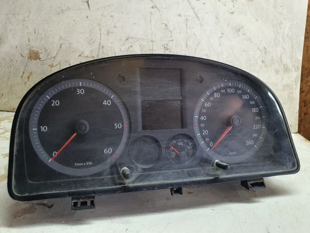 bontott VW CADDY Kilométeróra