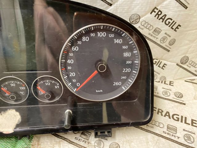 bontott VW CADDY Kilométeróra