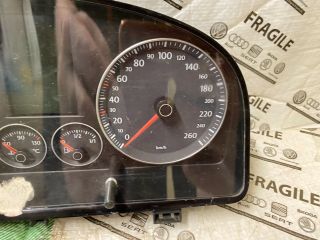 bontott VW CADDY Kilométeróra