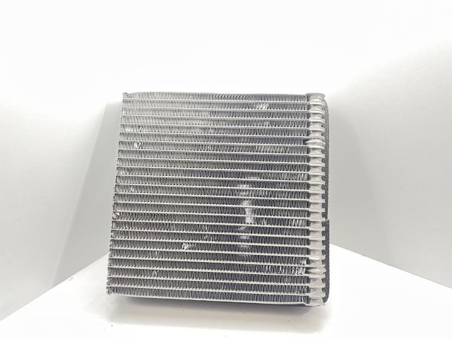 bontott VW CADDY Klímahűtő Radiátor