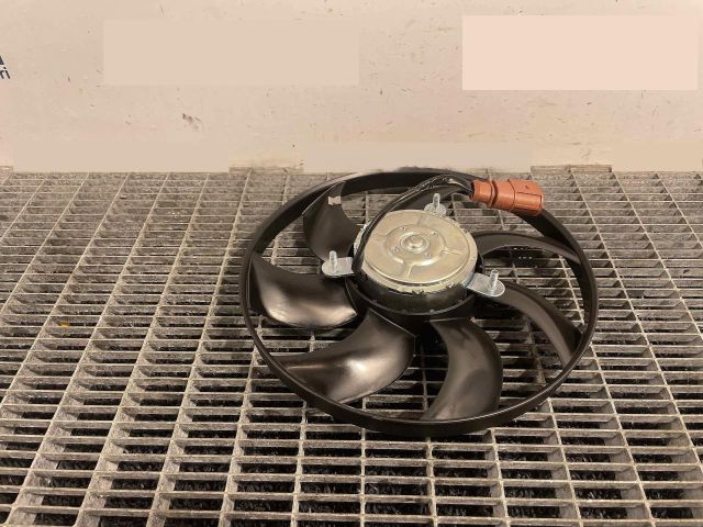 bontott VW CADDY Klímahűtő Ventilátor