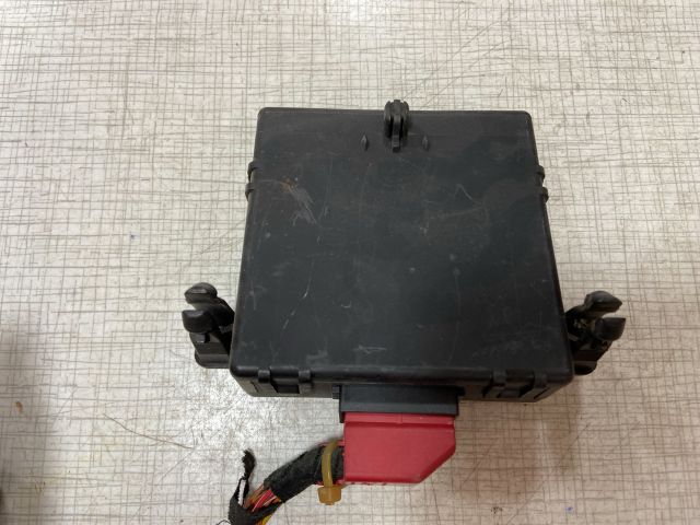 bontott VW CADDY Komfort Elektronika