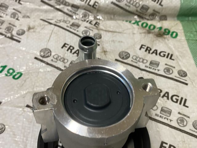 bontott VW CADDY Kormányszervó Motor (Hidraulikus)