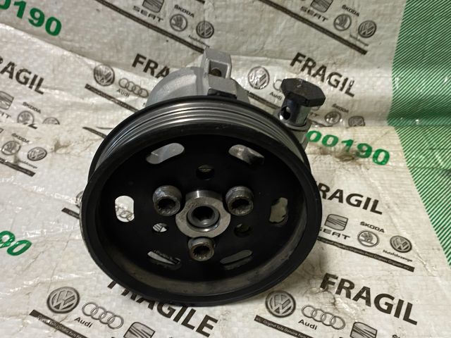 bontott VW CADDY Kormányszervó Motor (Hidraulikus)