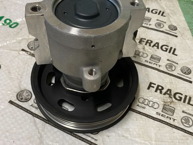 bontott VW CADDY Kormányszervó Motor (Hidraulikus)