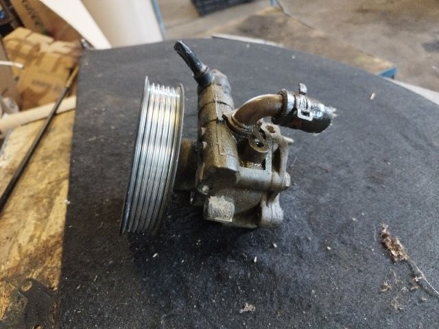 bontott VW CADDY Kormányszervó Motor (Hidraulikus)