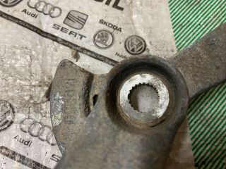 bontott VW CADDY Kuplung Kiemelő Villa