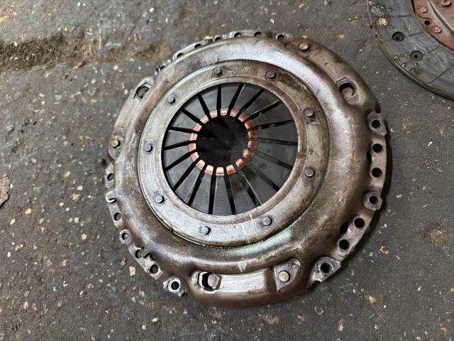 bontott VW CADDY Kuplung Szett Lendkerékkel