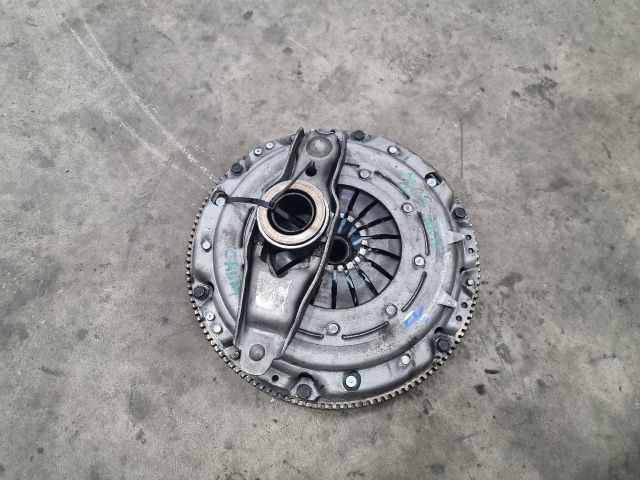 bontott VW CADDY Kuplung Szett Lendkerékkel