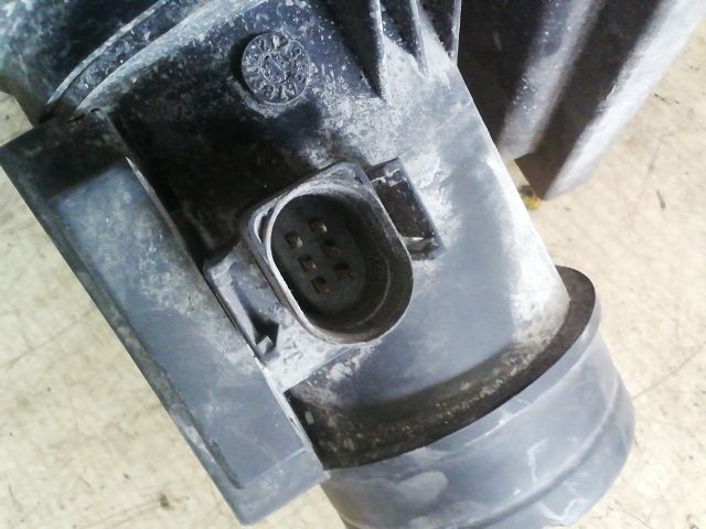 bontott VW CADDY Légszűrő Ház Fedél