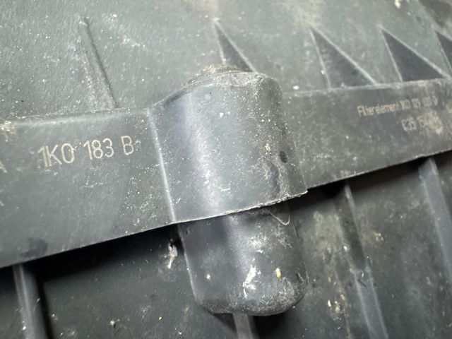 bontott VW CADDY Légszűrő Ház