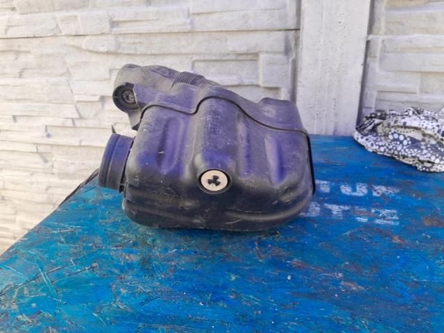 bontott VW CADDY Légszűrő Ház