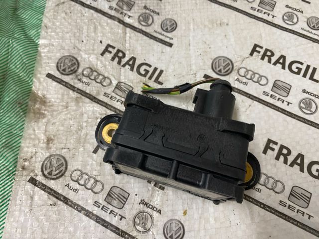 bontott VW CADDY Menetstabilizátor Elektronika