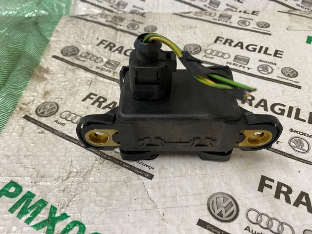 bontott VW CADDY Menetstabilizátor Elektronika