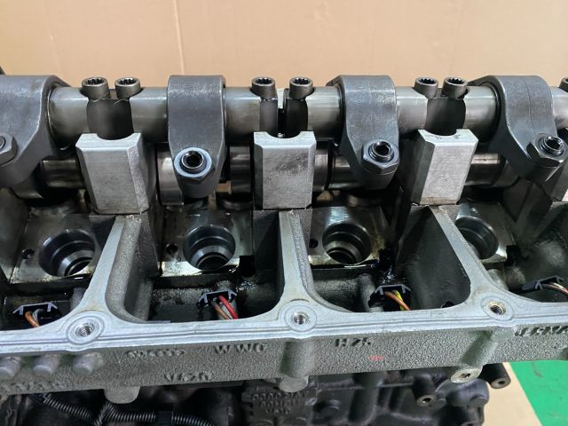 bontott VW CADDY Motor (Fűzött blokk hengerfejjel)