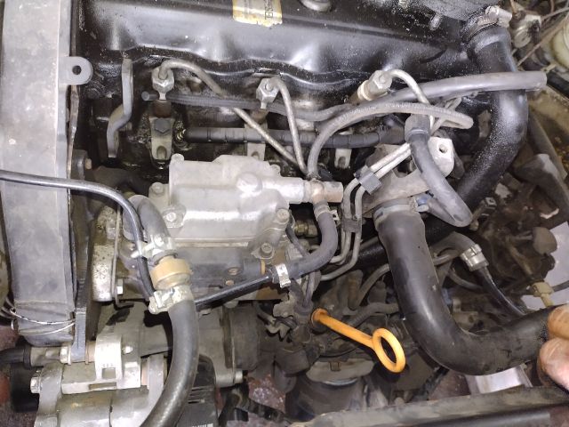 bontott VW CADDY Motor (Fűzött blokk hengerfejjel)