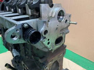 bontott VW CADDY Motor (Fűzött blokk hengerfejjel)