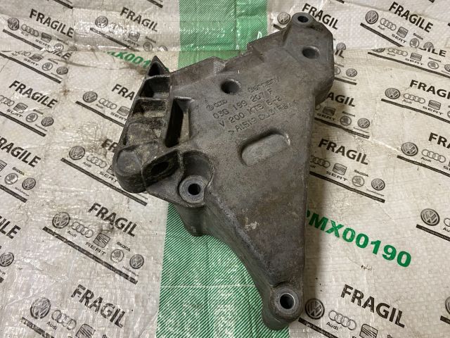 bontott VW CADDY Motor Tartó Bak (Fém)