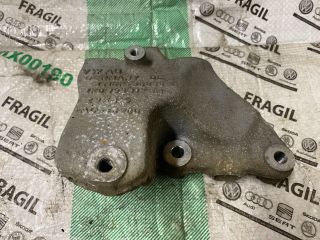 bontott VW CADDY Motor Tartó Bak (Fém)