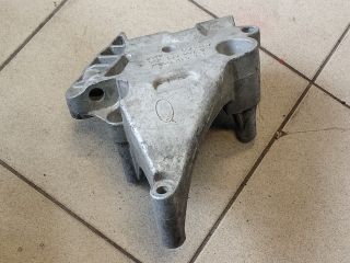bontott VW CADDY Motor Tartó Bak (Pozíciófüggetlen)